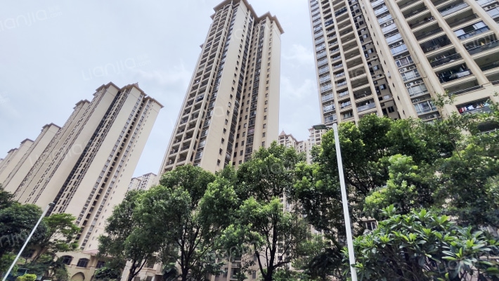 敏捷绿湖首府二期外景图