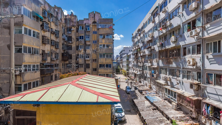 夹河前街73号院外景图