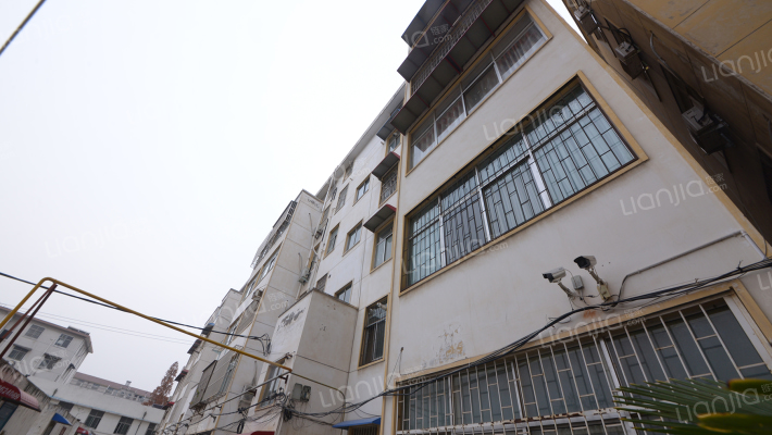 丰田农机家属院外景图