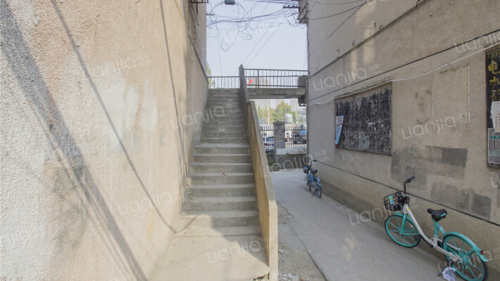 合瓦路4号外景图