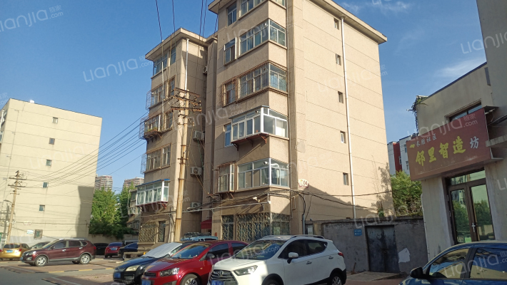 海王医药宿舍外景图