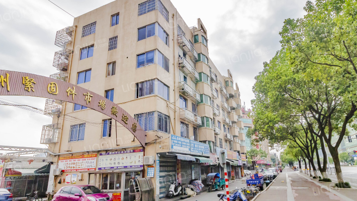 紧固件市场外景图