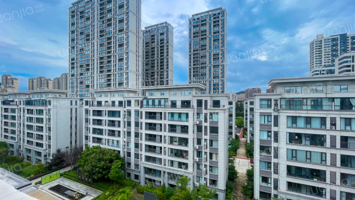 中梁首府外景图