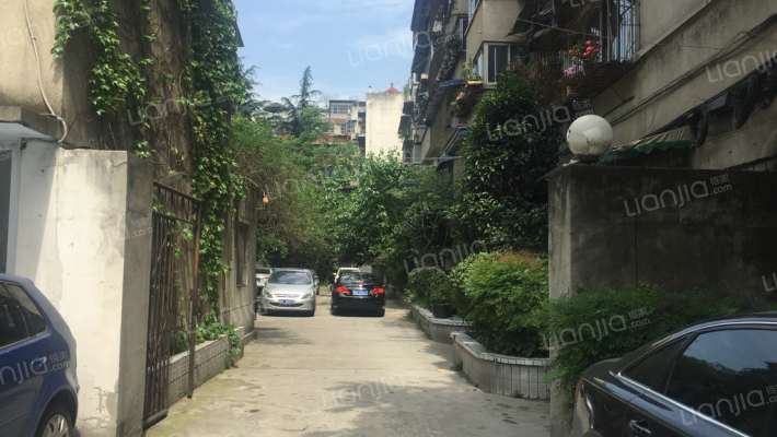 锦里西路72号外景图