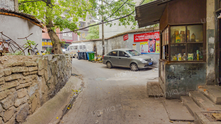 老车站路28到32号外景图