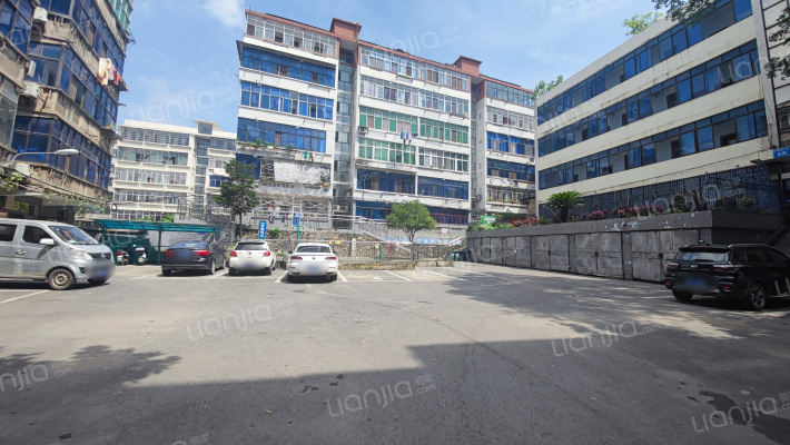 公路段小区外景图