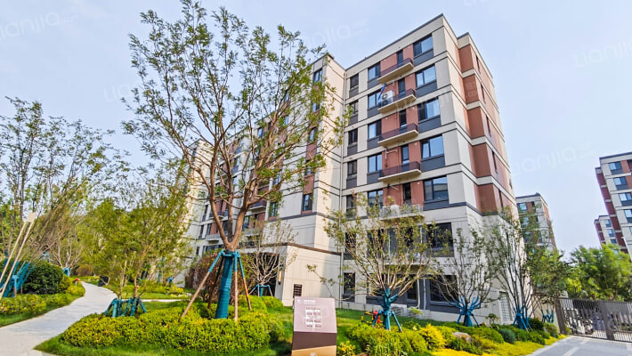 万科北宸之光A3翠园外景图