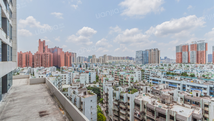 益华领峯大厦外景图