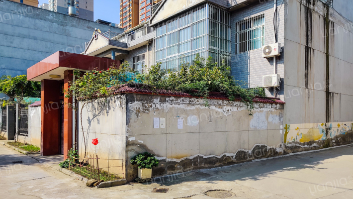 东环庭院外景图