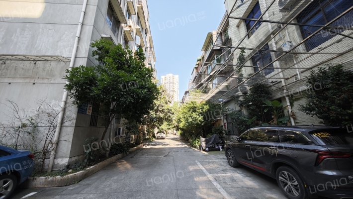 疾病预防控制中心家属区外景图