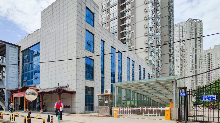 交通运输大厦外景图