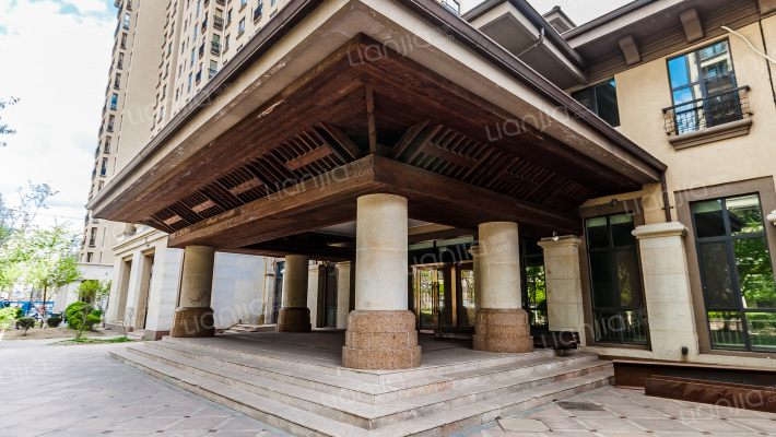 金色橄榄城一期外景图