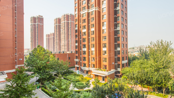 鸿坤理想城派郡18号院外景图