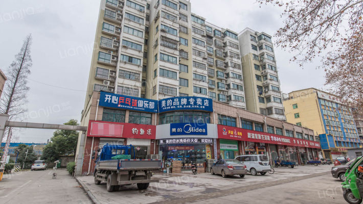 银城公寓外景图