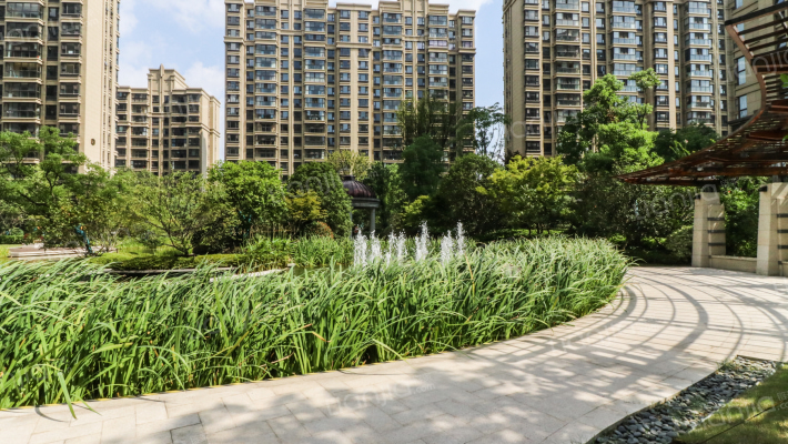 宏图上水云锦一期外景图