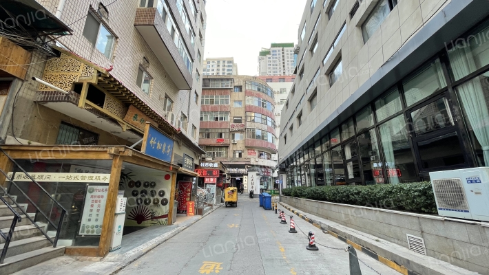 人民饭店（大众市场）外景图