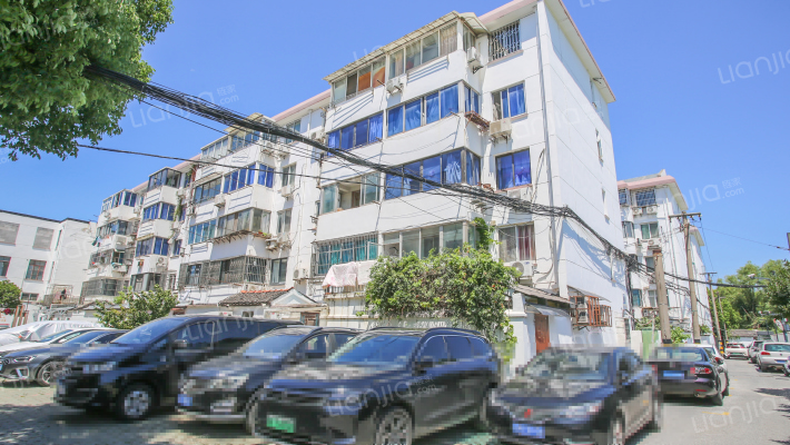 苏医新村三区外景图