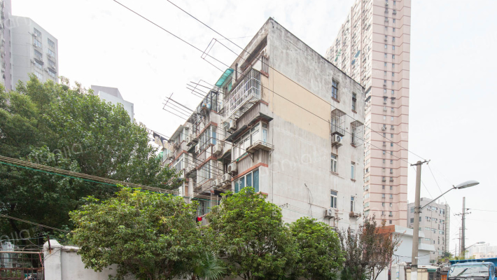 长浜路400弄外景图