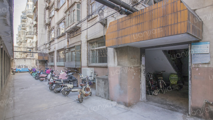 天明路51号院外景图