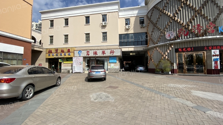 高迪商业广场外景图