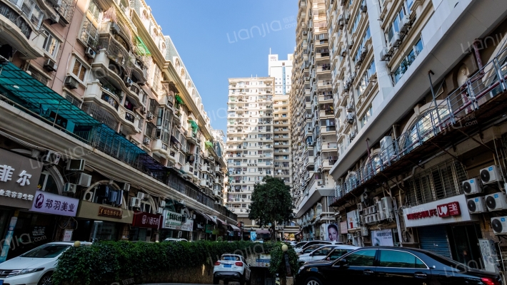 美迪斯小区外景图