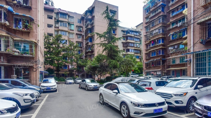 贵信花园外景图