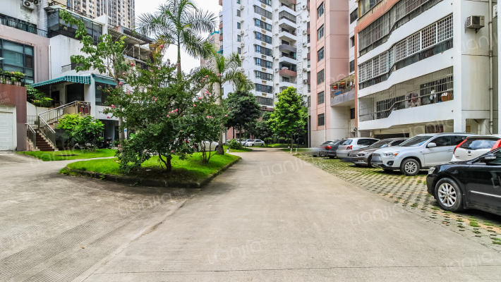 羿园小区外景图