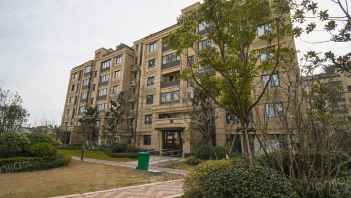 中海凯旋门外景图