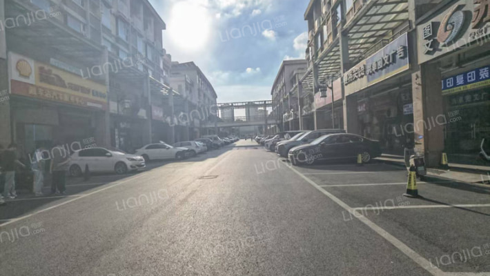大富豪商业街外景图