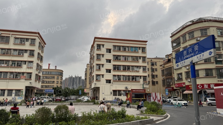 十四村创兴街外景图