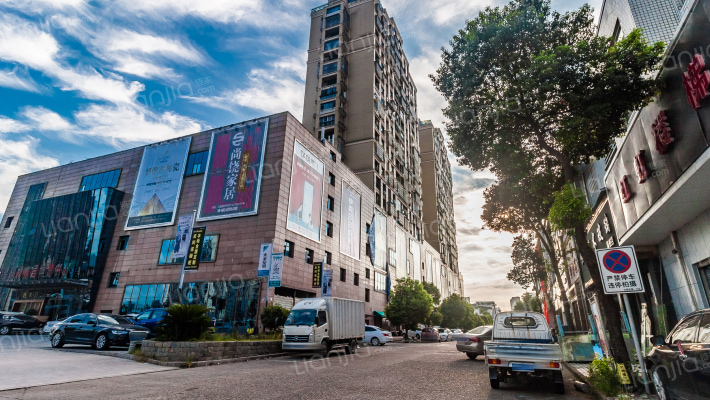 正合大厦外景图