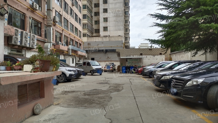 甘肃省安宁公路路政执法管理所家属院外景图