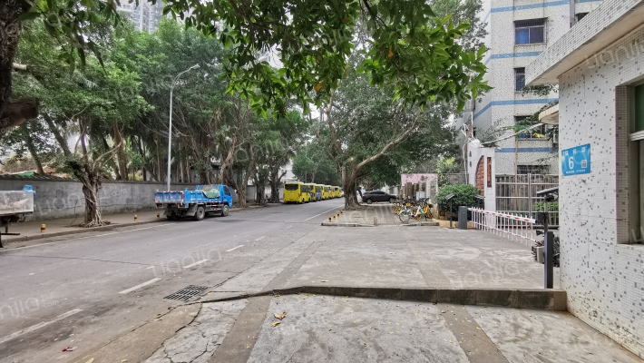 海警小区外景图