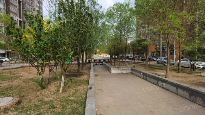 峰尚花园外景图