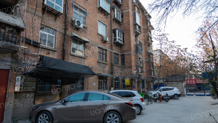 劳动路14号院外景图