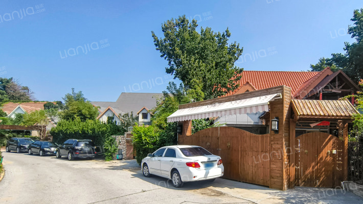 毓秀园东园外景图