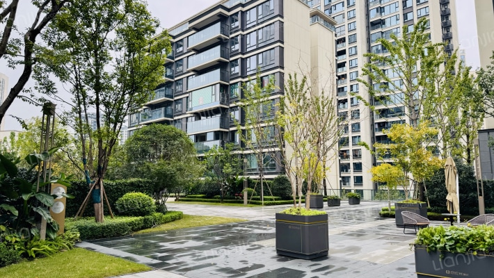 印江州璞印外景图