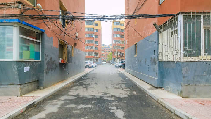 高法小区外景图