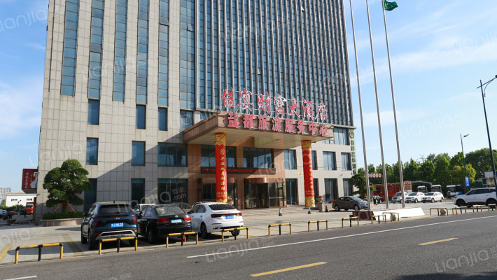 神龙大厦外景图