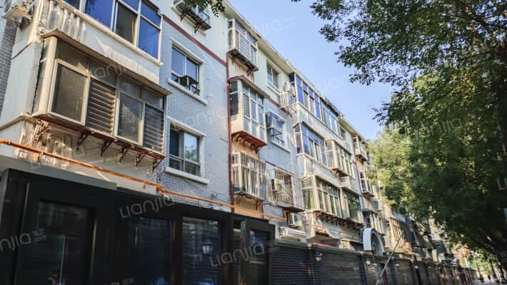 科大宿舍外景图