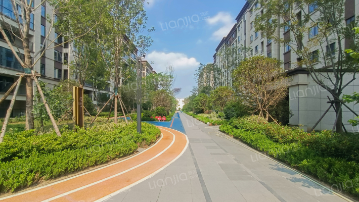 驻马店中骏世界城外景图