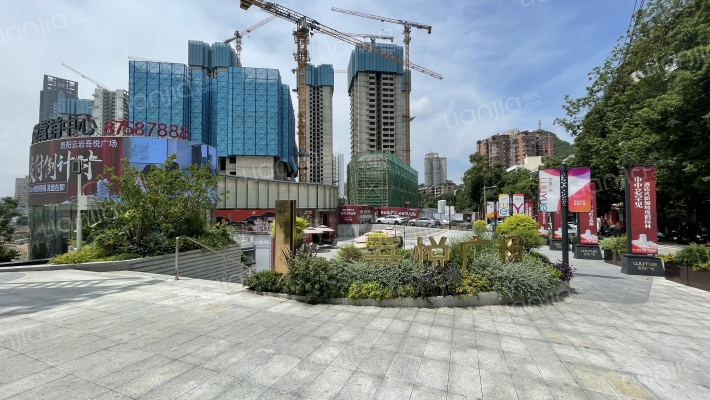 贵阳云岩吾悦广场外景图
