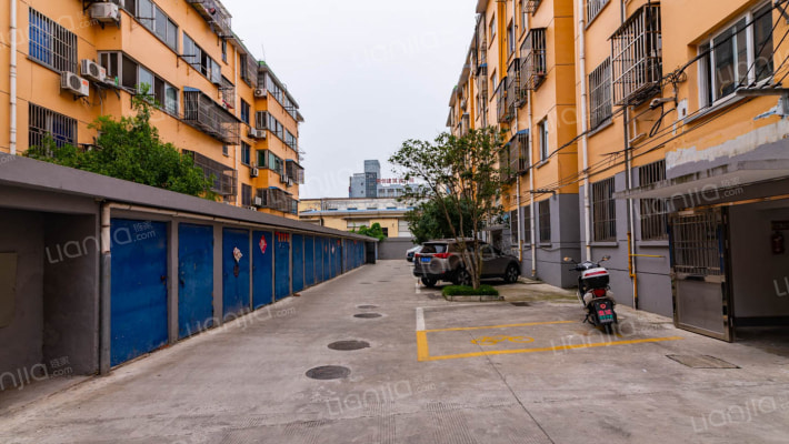 开发新村一组团外景图