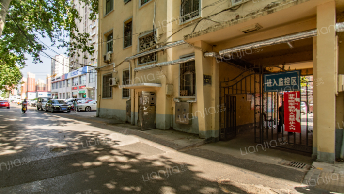 黄河路107号院外景图