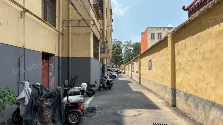 国税局家属院外景图