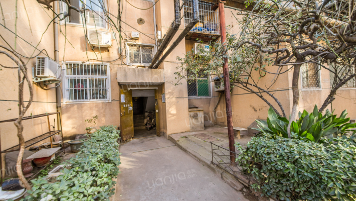 丰产路82号院外景图