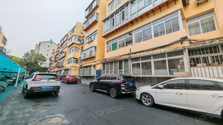 环山路138号外景图