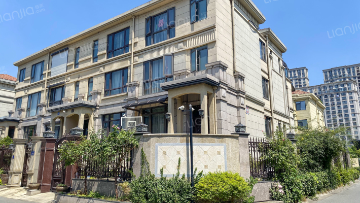 嘉利华府庄园七区外景图