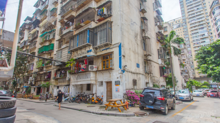 南湖新村外景图