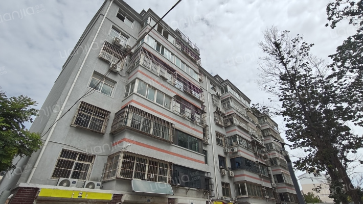 滨湖小区东区外景图